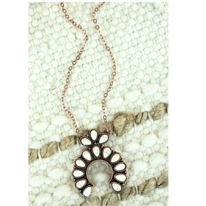 NWT SQUASH BLOSSOM NECKLACE 